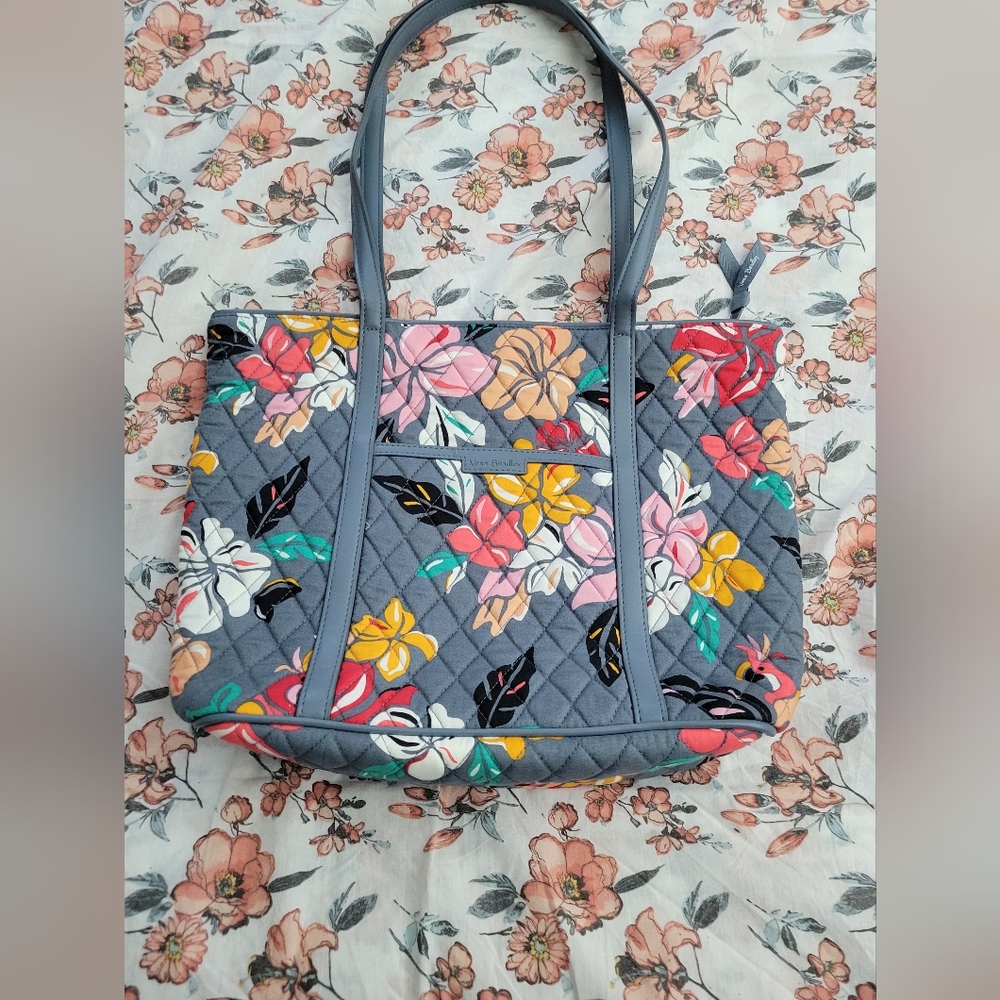 Vera Bradley shoulder tote